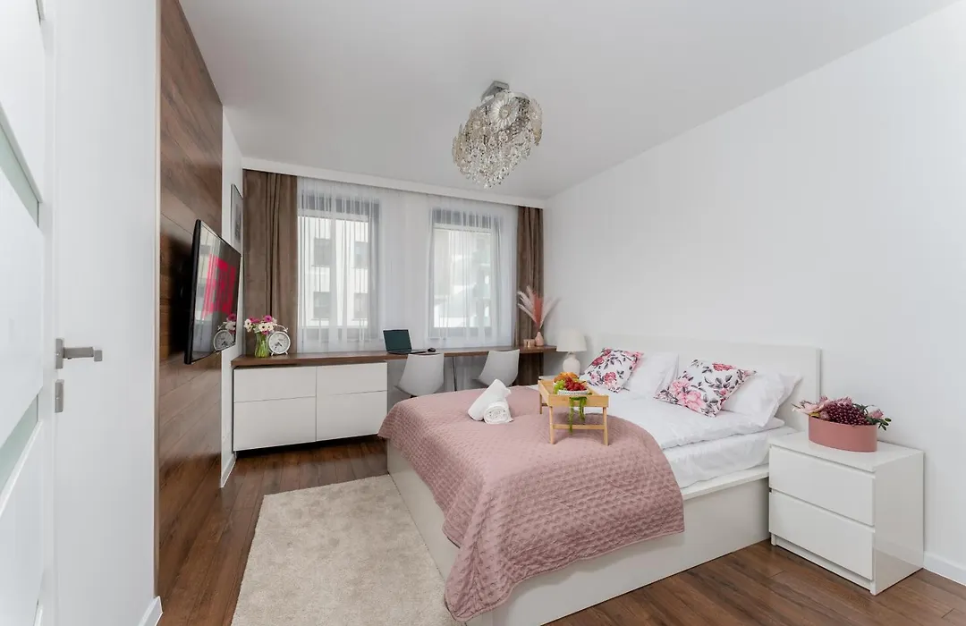 Malila Premium Apartments Cracow Cystersow 20D - Free Parking-1